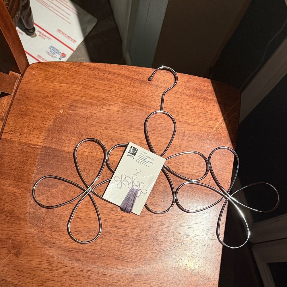 Silver Metal flower scarf hanger(or tie, hat, lanyards)
